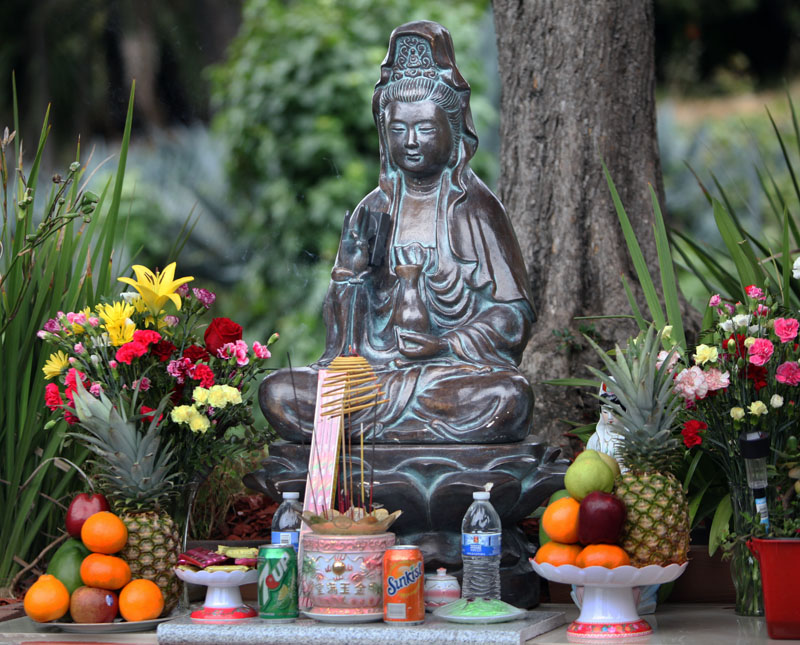 How a Buddhist shrine transformed a neighborhood in Oakland The World