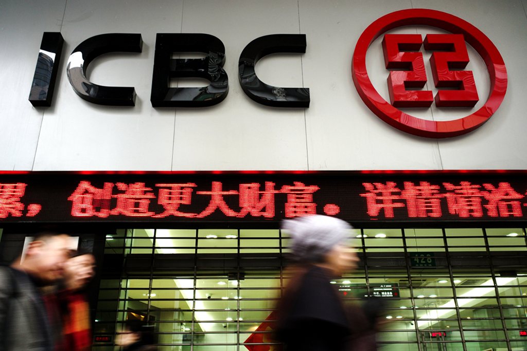 What Romney's tax returns say about his investments in Chinese