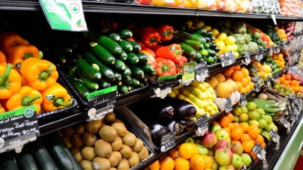 organic_vegs_in_supermarket.jpg