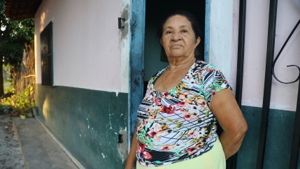 Leandra Silveira’s family was relocated from their ancestral home on the northeast coast of Brazil to Pepital agrovila, a government-built village, when she was a young mother of three.