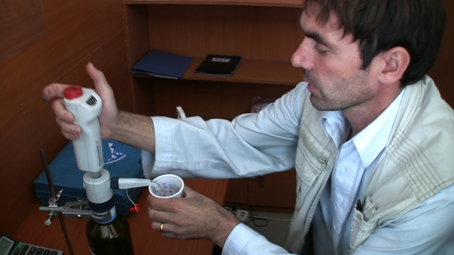 How an Afghan Methadone Clinic is Fighting to Counter HIV ...