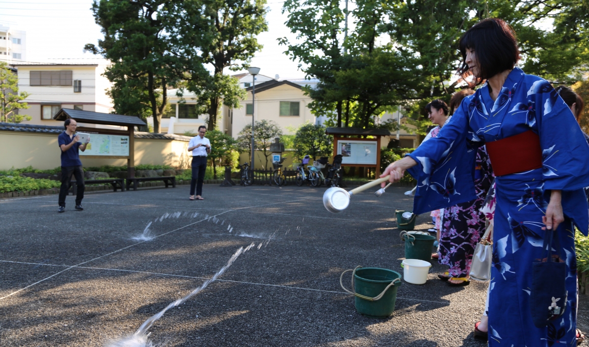 How Japan keeps its cool when temps are high | The World from PRX