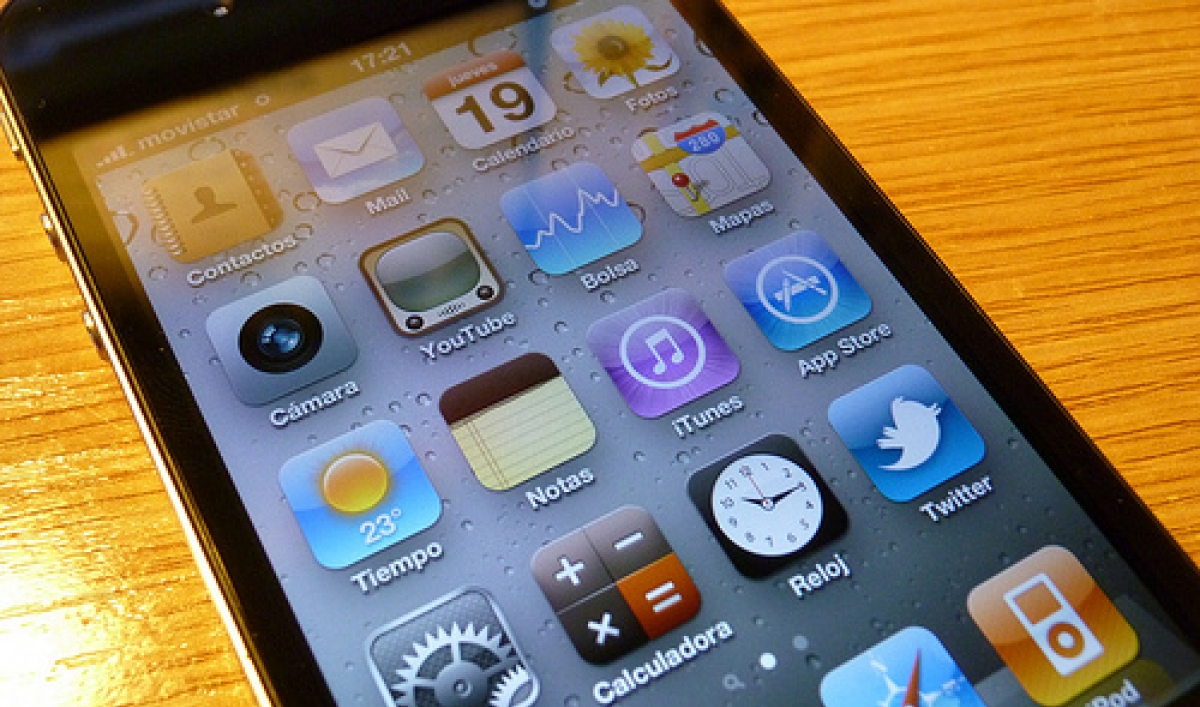 Unlocked iPhones No Big Deal in Lebanon The World from PRX