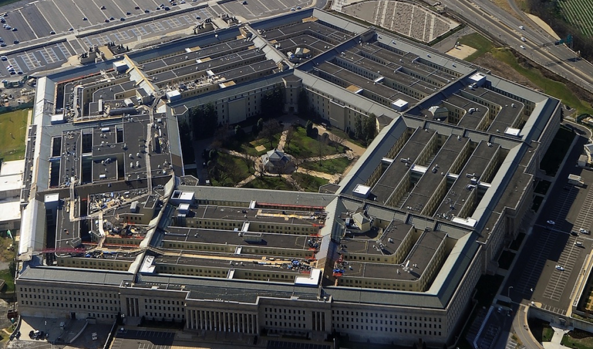 Pentagon approves iPhone, Apple products for military use ...