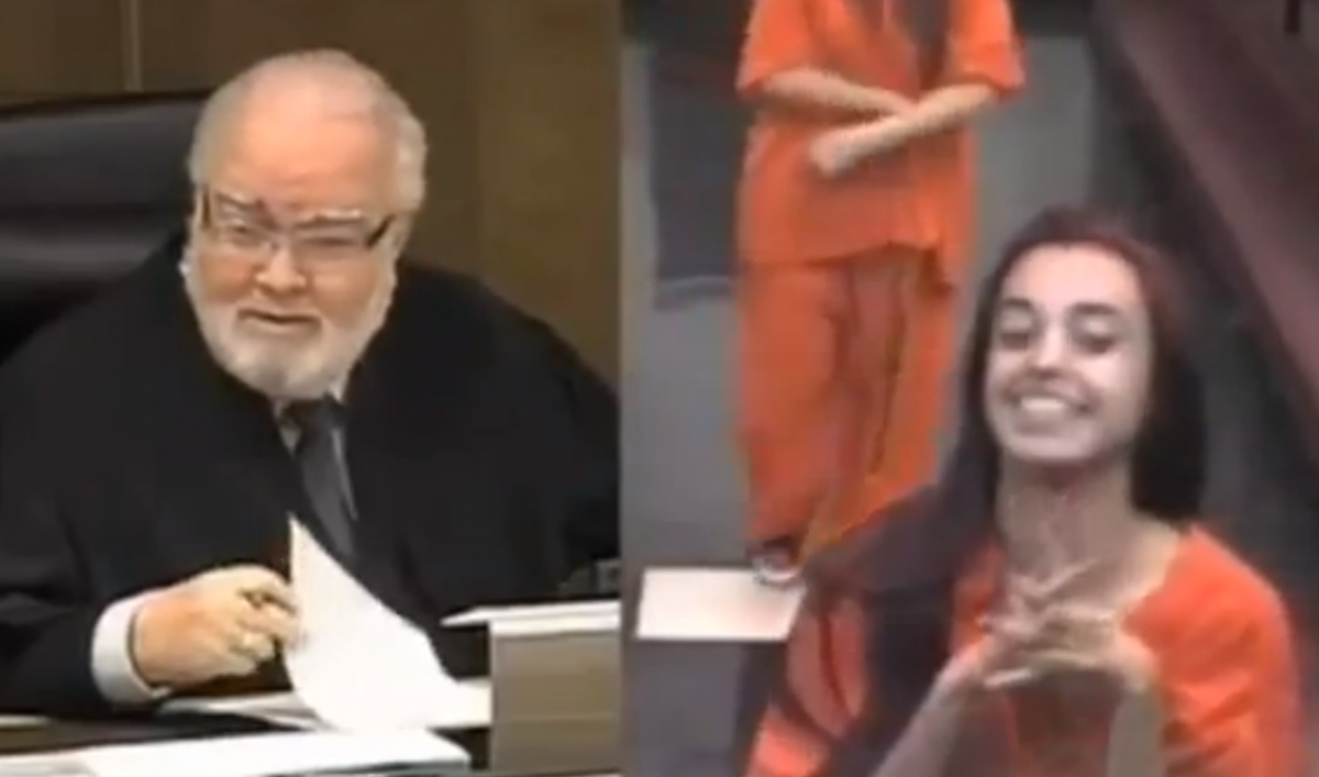 Teen gets jail time for flipping a Miami judge the bird (VIDEO) The