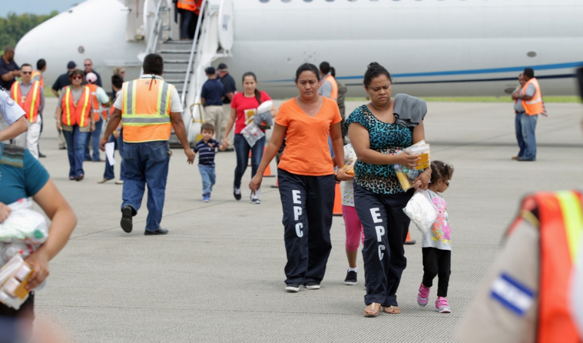 Honduran special forces are struggling to keep children from fleeing to