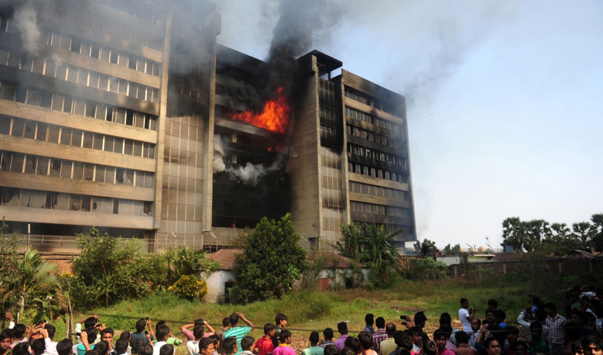 Inspections of Bangladesh garment factories reveal overloaded ceilings