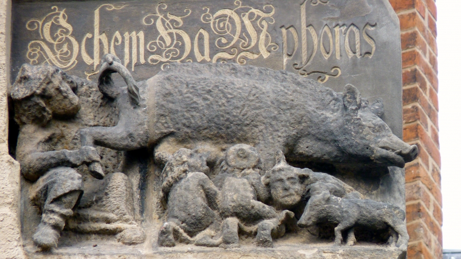There's been a debate about whether or not to remove this anti-Semitic statue from Town Church. A memorial to the Holocaust was added below this statue in 1988. There's been a debate about whether or not to remove this anti-Semitic statue from Town Church. A memorial to the Holocaust was added below this statue in 1988.