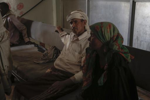 Patients await treatment at a dialysis center in Hudeidah. They could be waiting for days or even weeks. The center lacks electricity and faces other problems as a result of the war. With each day, the toxins in their bodies grow. They are slowly dying. Patients await treatment at a dialysis center in Hudeidah. They could be waiting for days or even weeks. The center lacks electricity and faces other problems as a result of the war. With each day, the toxins in their bodies grow. They are slowly dying.