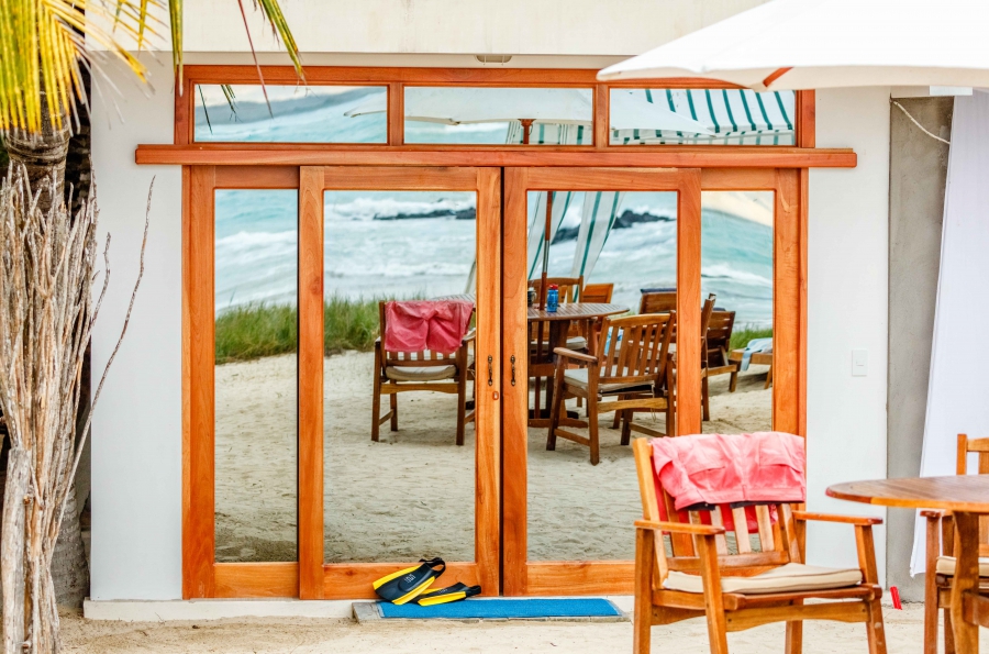 Isabela Beach House hotel