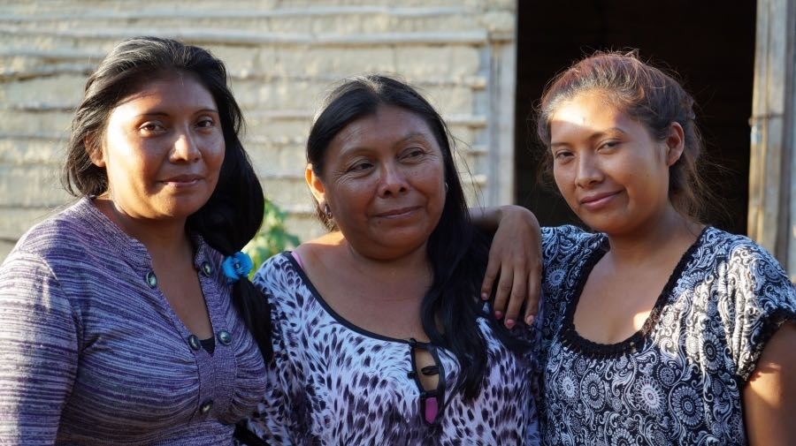neris and daughters