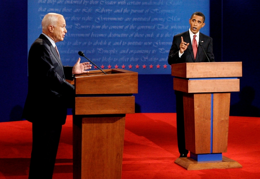 US Republican presidential candidate John McCain (L) and US Democratic presidential candidate Barack Obama (R) take part in their first 2008 US presidential debate