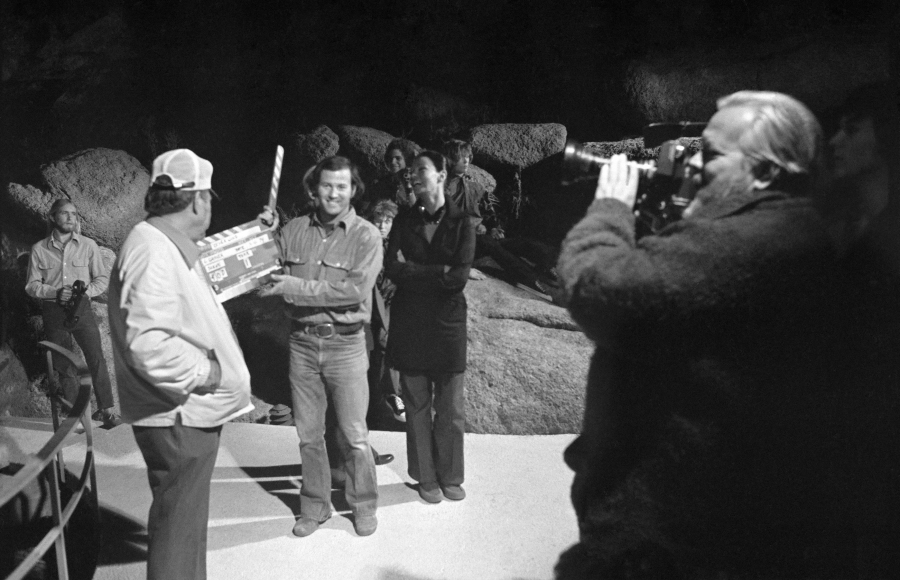 Orson Welles filming “The Other Side of the Wind.” Orson Welles filming “The Other Side of the Wind.”