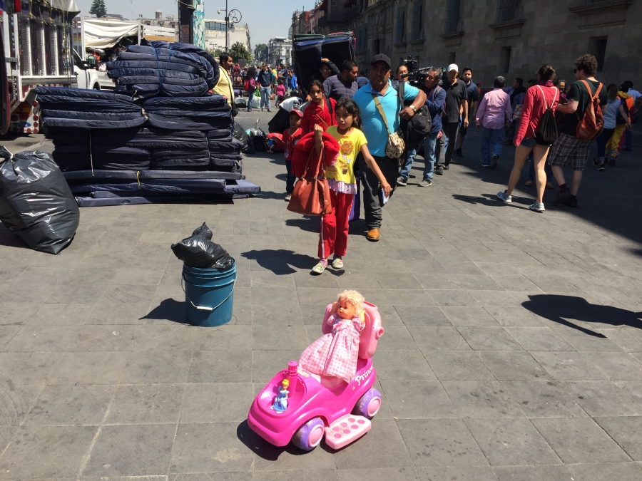 children board a bus in mexico city
