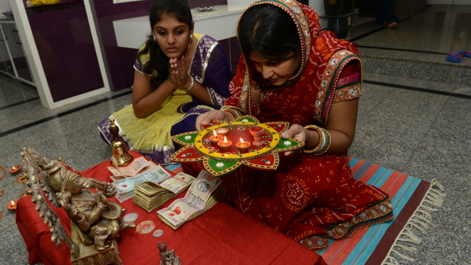 diwali-celebrated-in-india-photos-the-world-from-prx