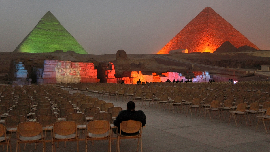 egypt pyramid closure prevents