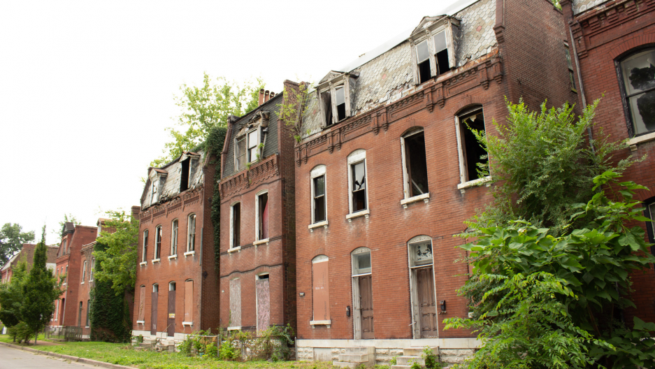 St Louis Poor Residents Ask Why Can T Our Houses Be Homes Abandoned Homes In Hyde Park Neighborhood