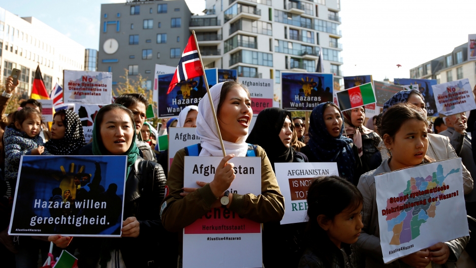 Its Not Just Demonstrators Saying >> Hazara React After 63 Killed In Targeted Isis Attack Its Not Just Demonstrators Saying >> Hazara React After 63 Killed In Targeted Isis Attack