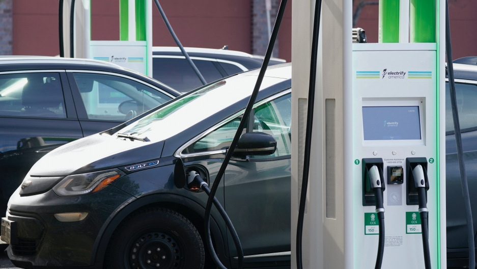 electric vehicle charging station electric vehicle charging station