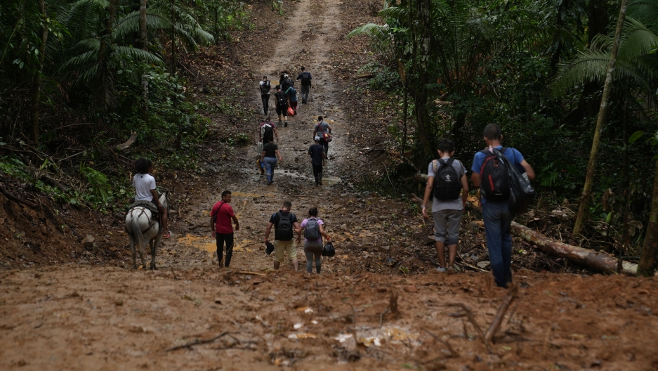 As Title 42 ends, more migrants from South America are crossing the Darién jungle en route to US - Vimarsana News