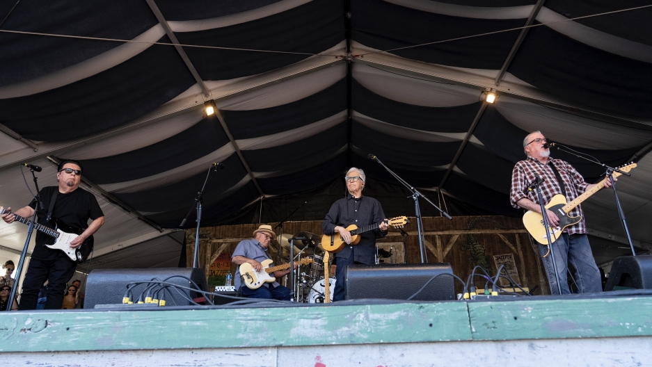 ​​Los Lobos celebrates 50th anniversary - Vimarsana News