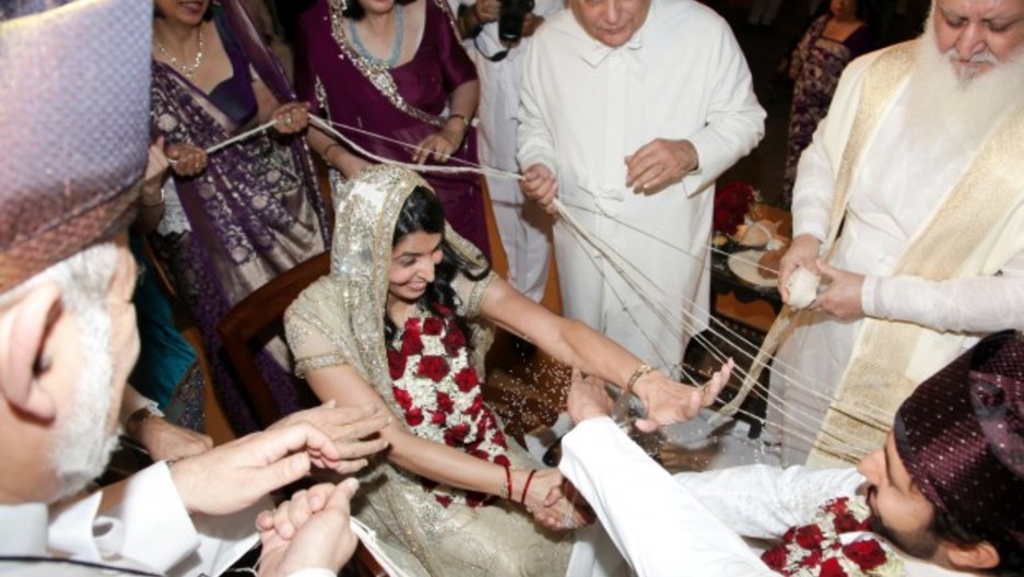 The Parsi Community In Karachi Pakistan The World From Prx Makeshift temple catches fire, cops suspect caretaker. parsi community in karachi pakistan