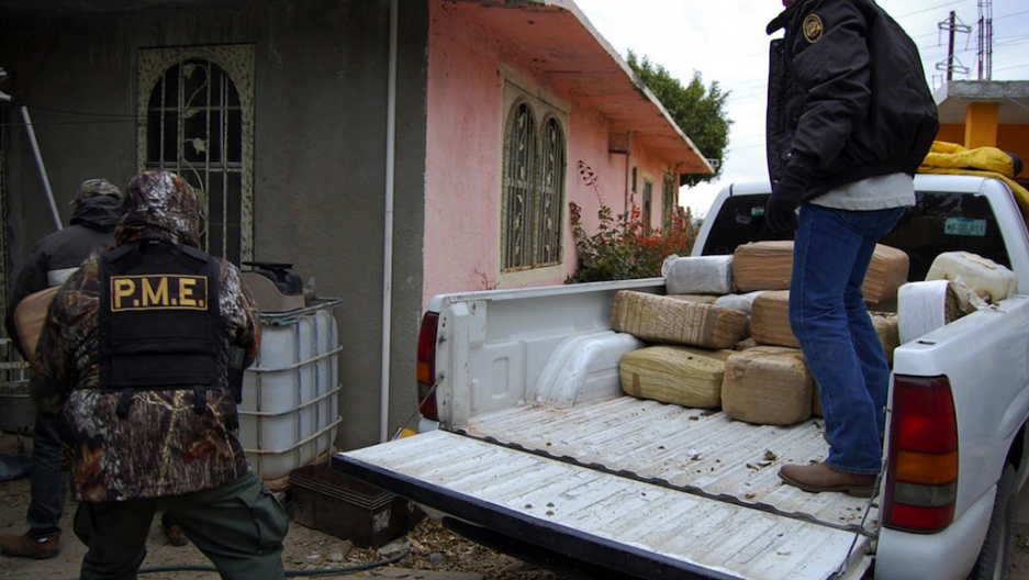 Mexico violence Nuevo Laredo police chief missing, brothers shot dead