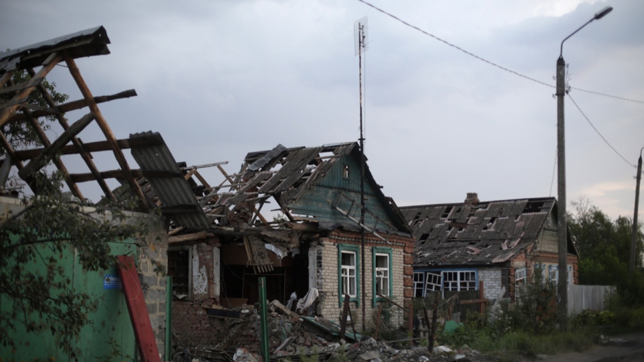 Ukrainians are waiting and waiting for help rebuilding their bombedout