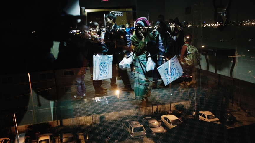 Karen refugees from Myanmar arrive to a hotel in Los Angeles on August 18, 2008. It will mark their first night in the United States. Karen refugees from Myanmar arrive to a hotel in Los Angeles on August 18, 2008. It will mark their first night in the United States.