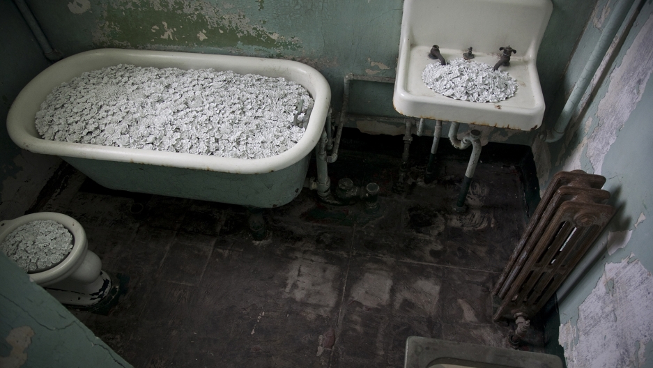 Ai Weiwei, "Blossom," 2014 (installation detail, Alcatraz Hospital) Ai Weiwei, "Blossom," 2014 (installation detail, Alcatraz Hospital)