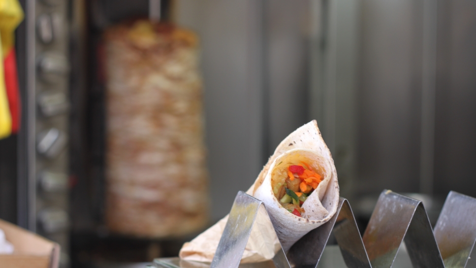 Israeli restaurants get creative on Passover with imitation bread