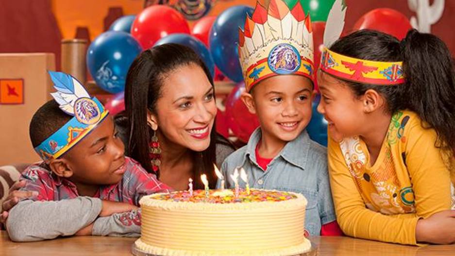 South Africa Is Obsessed With Awkward Native American Stereotypes Spur Steak Ranches Is A Chain Of Native American Themed Restaurants Por In South Africa