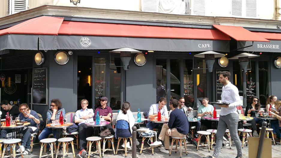 France May Soon Require Restaurants To Provide Doggy Bags If It S Still Not The Norm At Restaurants In Paris To Ask For A Doggy Bag
