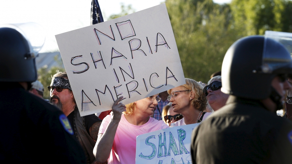 State Legislatures Take Aim At >> Anti Sharia Bills In Texas Fail To Pass In The State Legislature State Legislatures Take Aim At >> Anti Sharia Bills In Texas Fail To Pass In The State Legislature