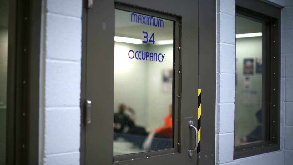 how immigration detention creates
