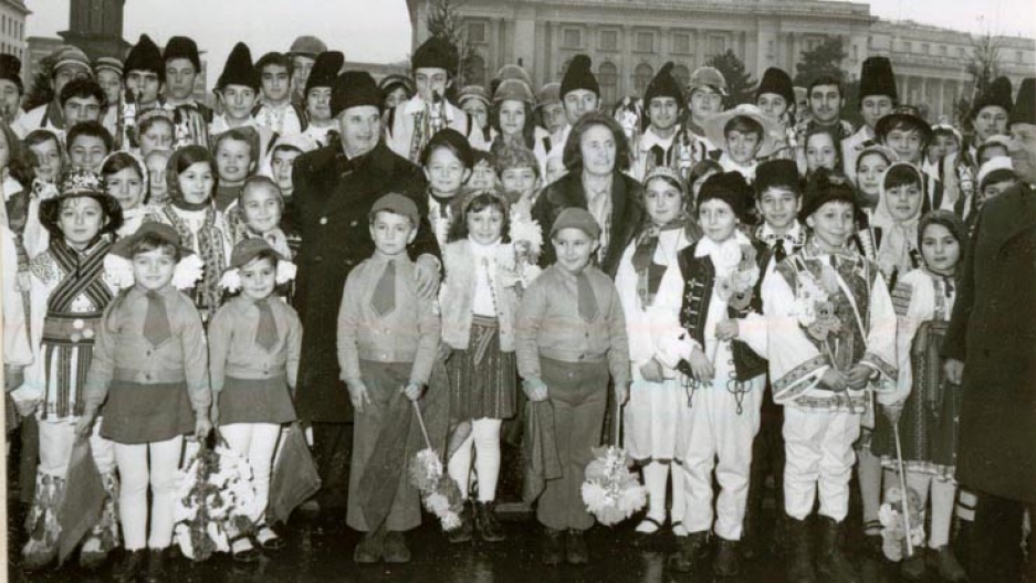 a group of children from a romanian orphanage give new year greetings to dictator nicolae ceausescu - Father Knows Best Home For Christmas 1977 a group of children from a romanian orphanage give new year greetings to dictator nicolae ceausescu - Father Knows Best Home For Christmas 1977
