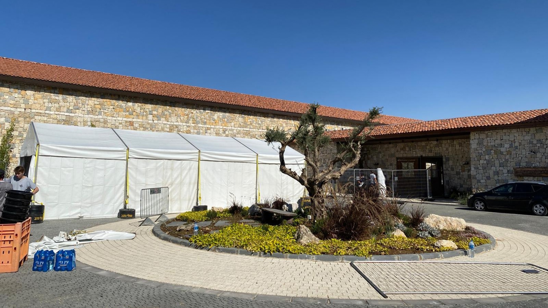 Psagot Winery makes preparations for the visit by US Secretary of State Mike Pompeo, Nov. 18, 2020.