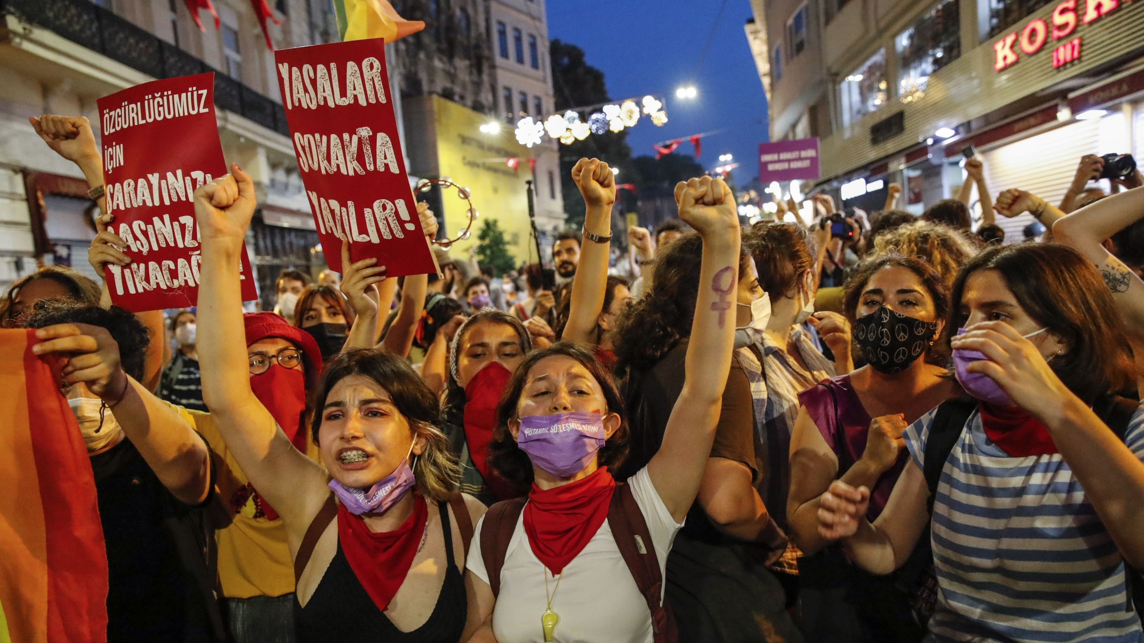 Protesters chant slogans against the government's decision to withdraw from Istanbul Convention Protesters chant slogans against the government's decision to withdraw from Istanbul Convention