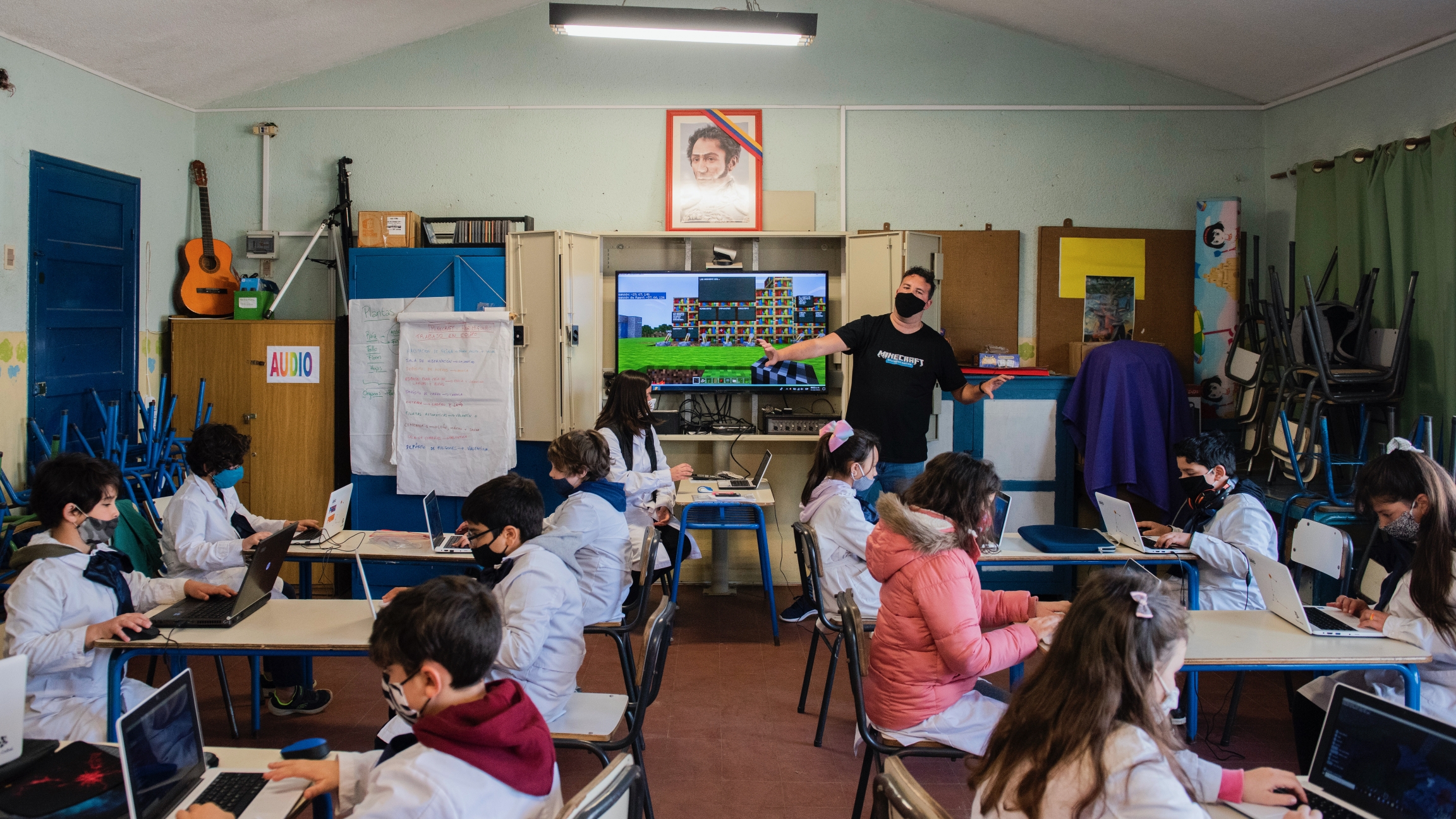 Before the pandemic, each student in the Uruguayan public system already had a personal computer under Plan Ceibal, which started in 2007. Before the pandemic, each student in the Uruguayan public system already had a personal computer under Plan Ceibal, which started in 2007.