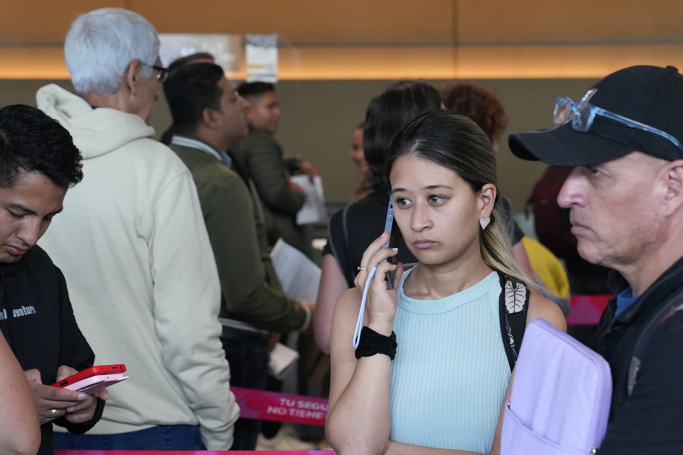people in line 
