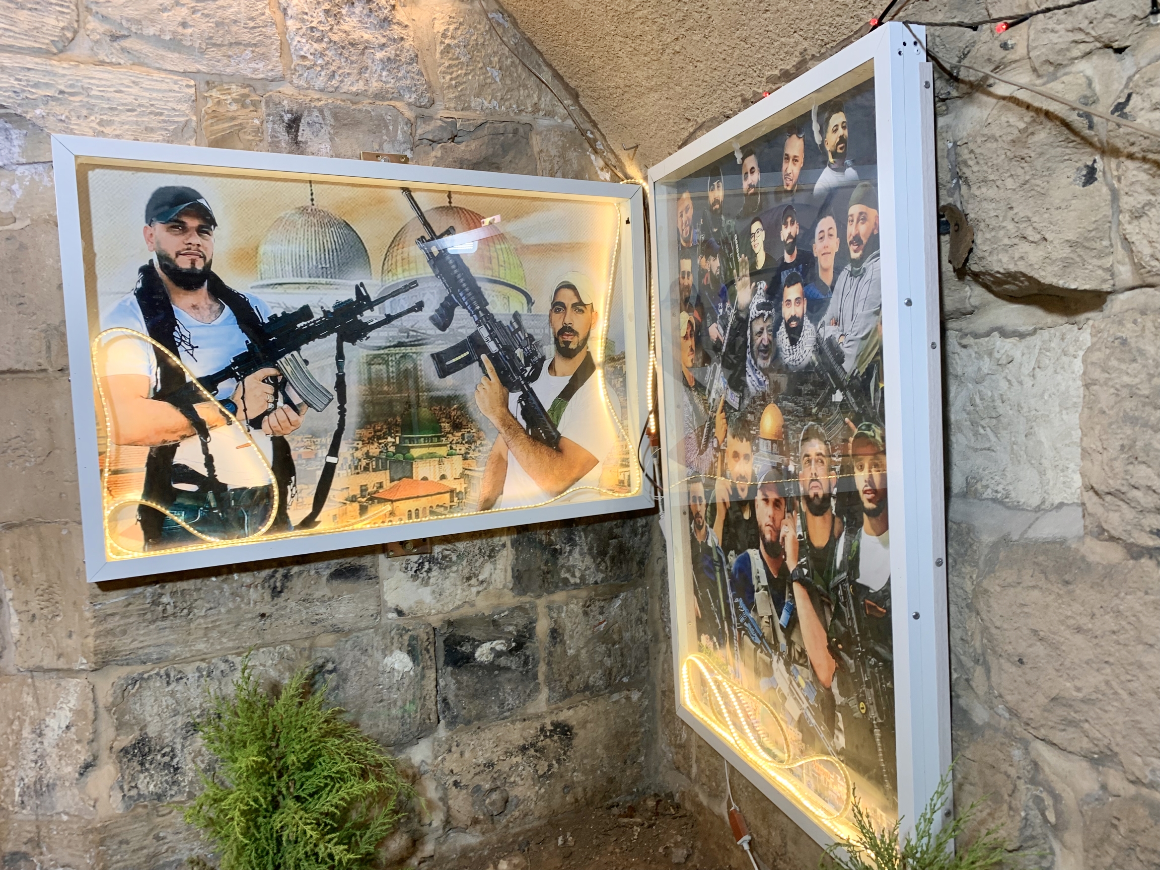 posters 