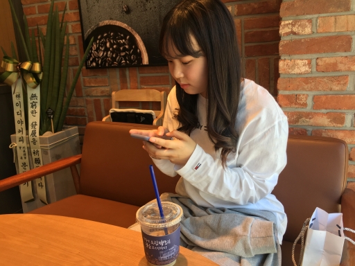 Park Ji-yun says the coronavirus will make achieving her educational and career goals more difficult. Park Ji-yun says the coronavirus will make achieving her educational and career goals more difficult.