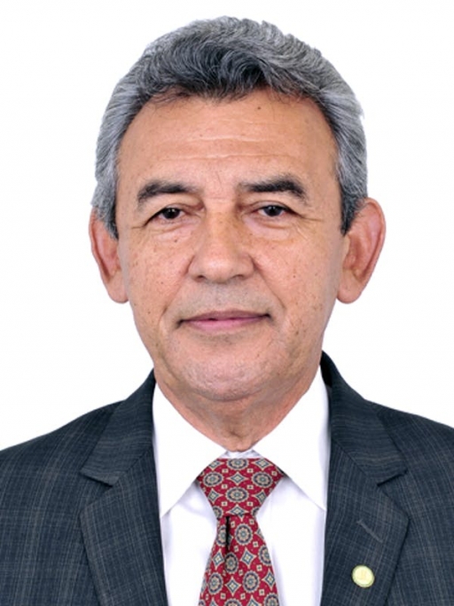João Ferreira Neto ran for mayor of São João de Meriti in 2020 as mixed-race. As a candidate in 2016, he had declared himself to be white. A photograph of politician João Ferreira Neto.