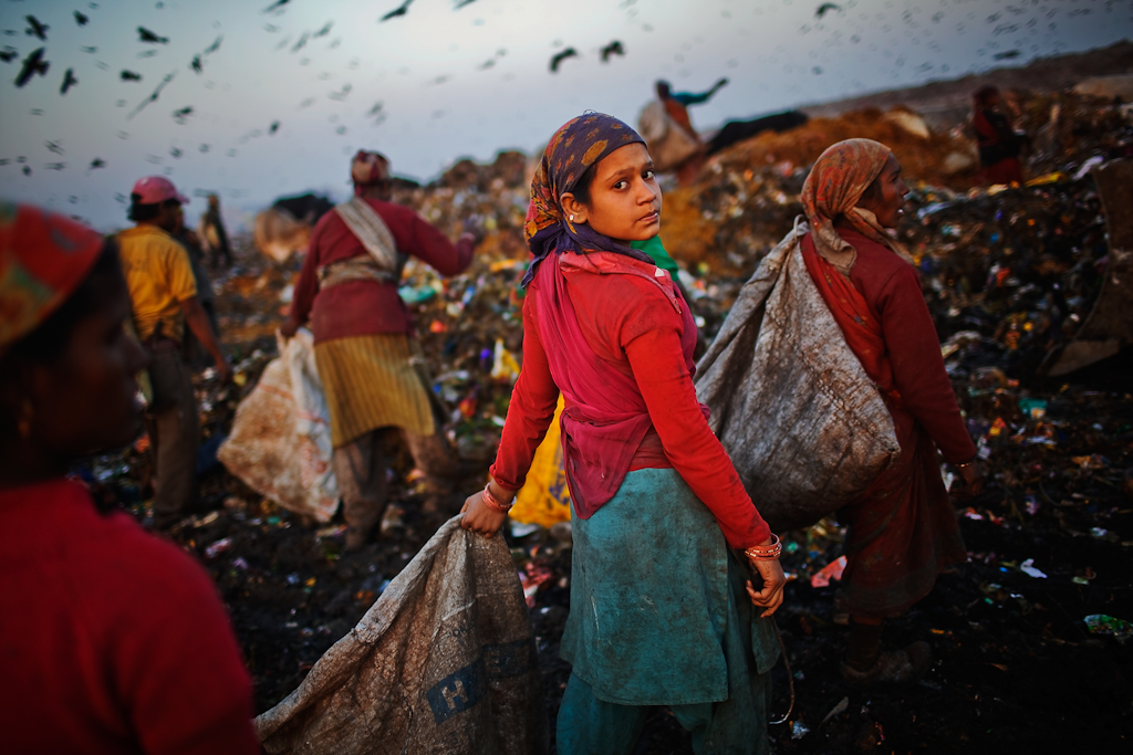 zhizn-v-indii-video-zrelie-telki-skvirtuyut