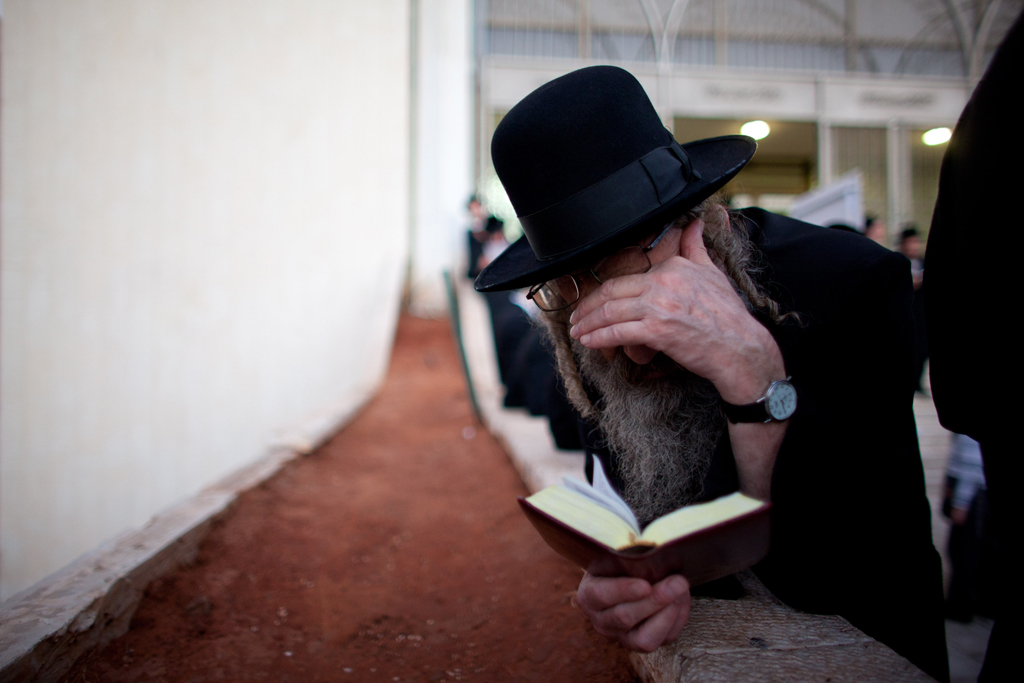 Brooklyn rabbi who helped sex abuse victims injured in bleach attack ...