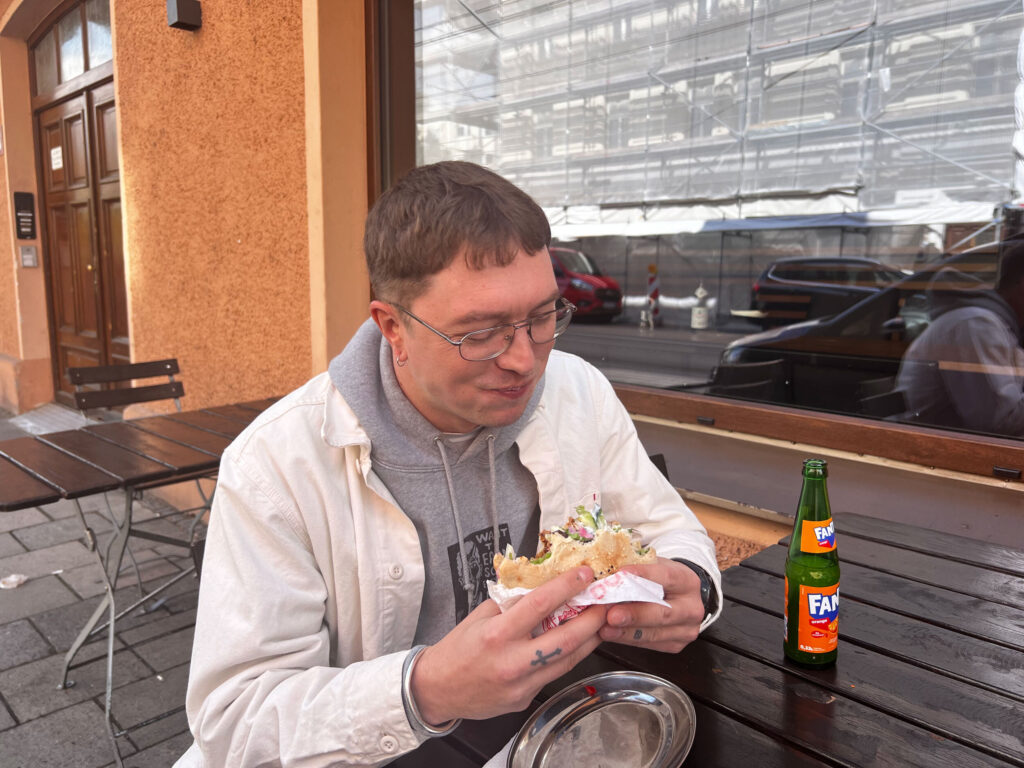 â€˜DÃ¶nerflationâ€™: Outcry in Germany over rising cost of dÃ¶ner kebab