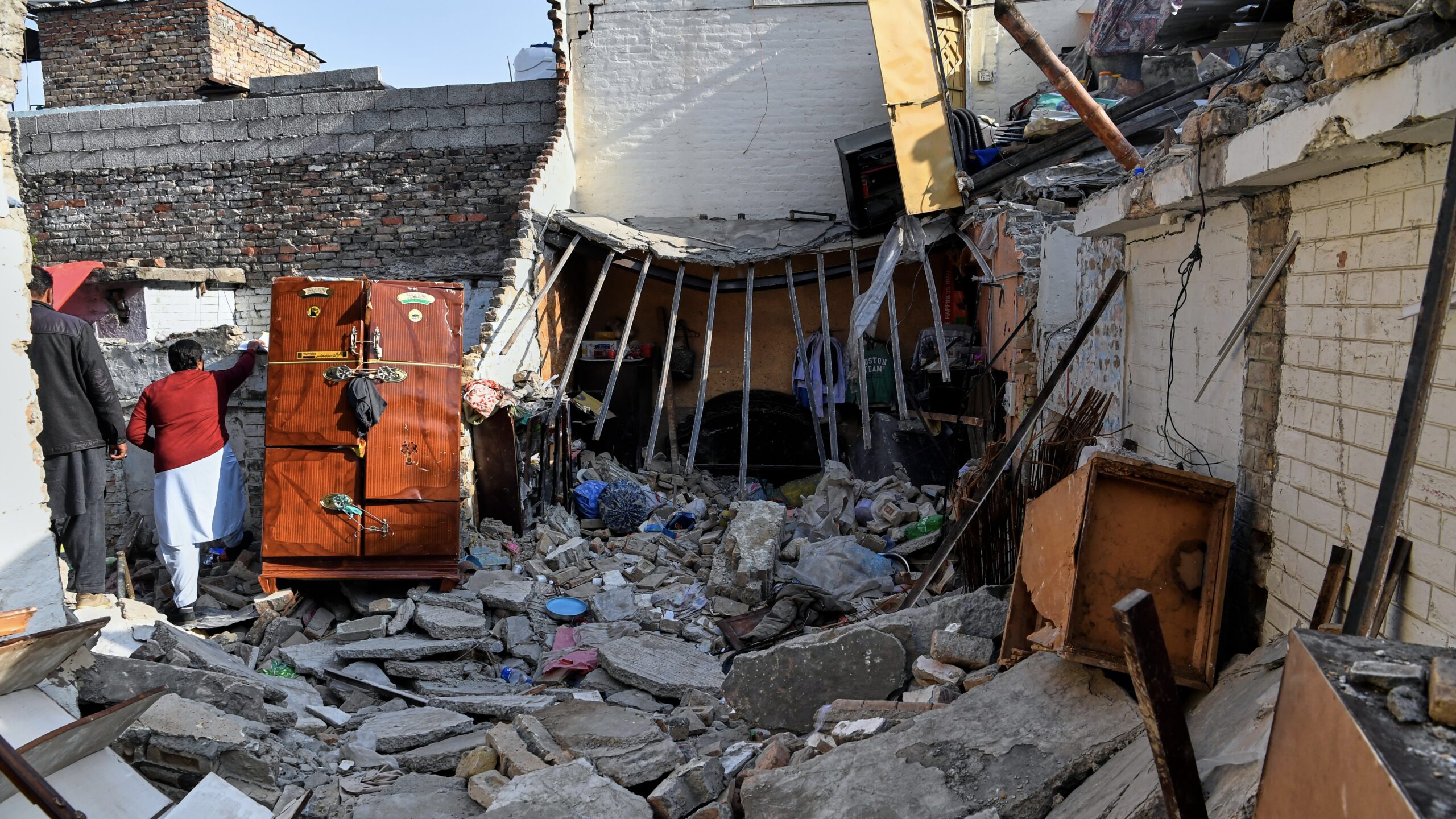 As Islamabad reels from mosque bombing, Pakistan’s military fights insurgents in border regions 