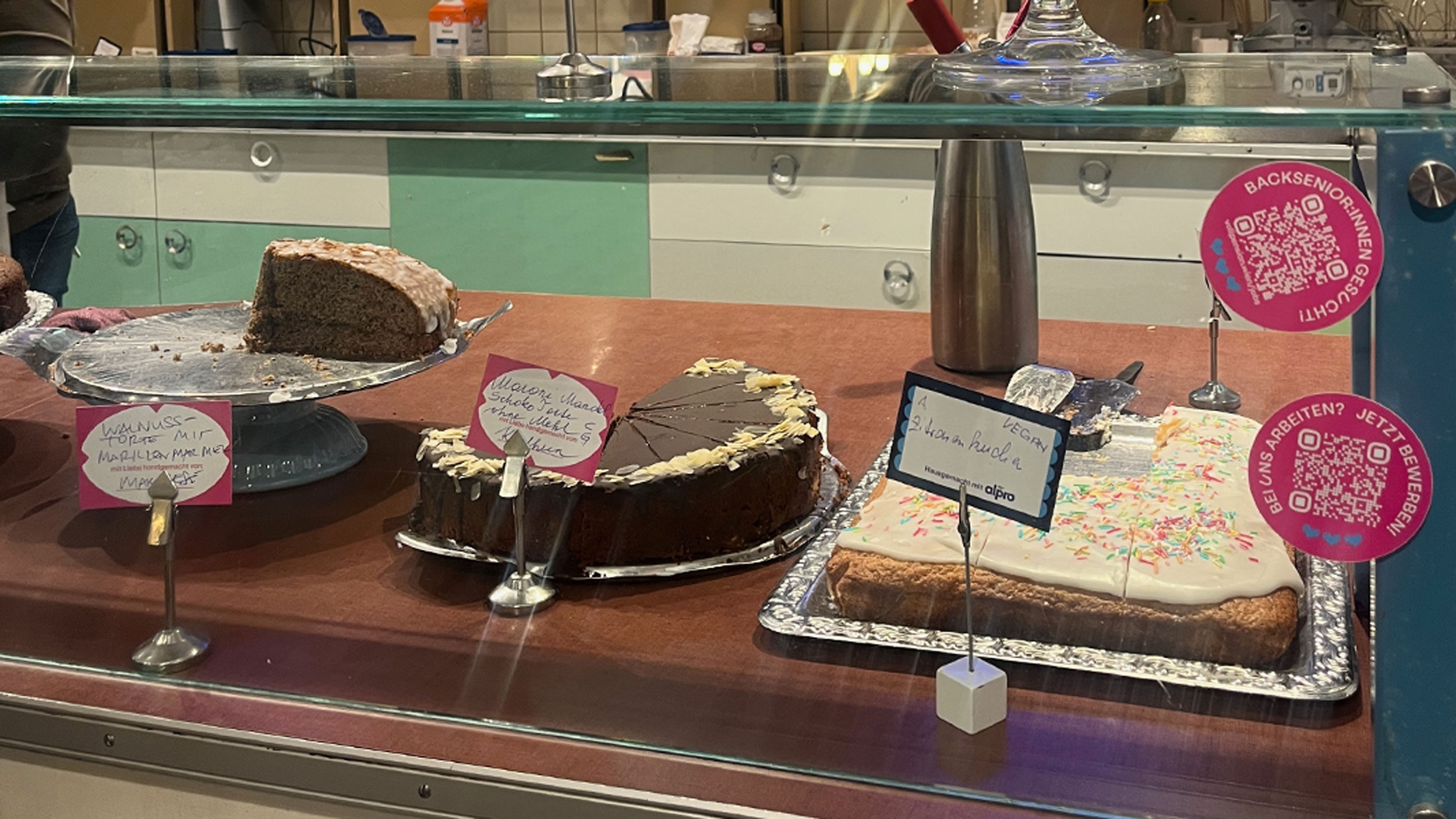 From pensions to pastries: Vienna café supports elderly workers