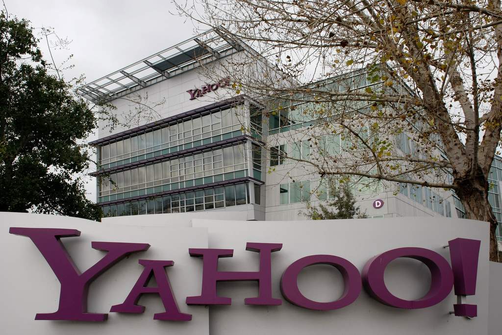 Microsoft considering bid for Yahoo report The World from PRX